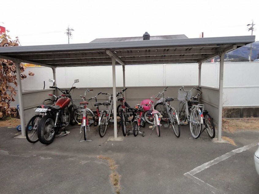  篠ノ井線/松本駅 バス15分北並柳下車:停歩4分 2階 築25年