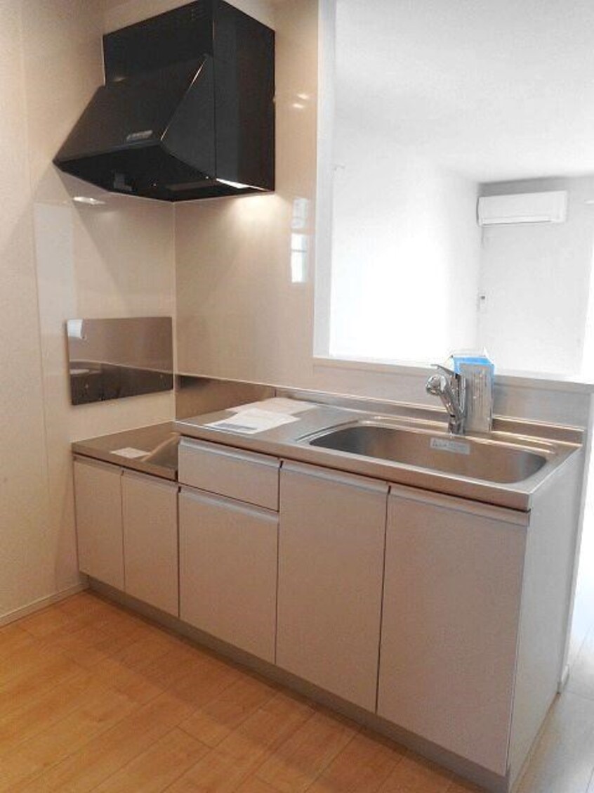  ラ　ラ　プラント