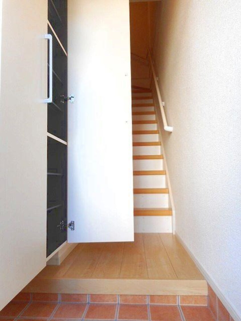  ラ　ラ　プラント