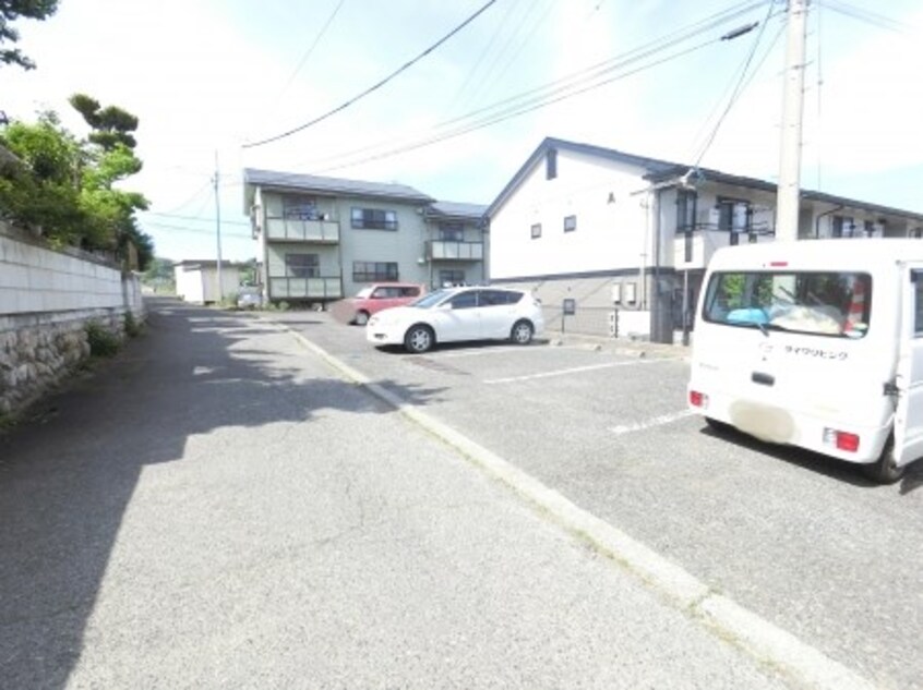  グランドール沢村Ａ