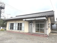 岡田常田貸家
