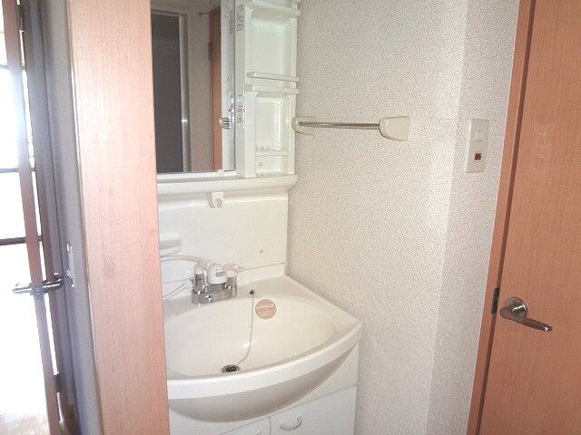  サニーコート・村井