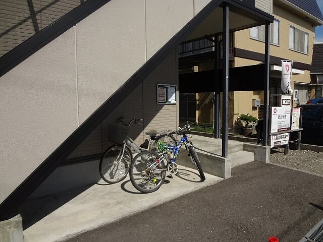  サニーコート・村井