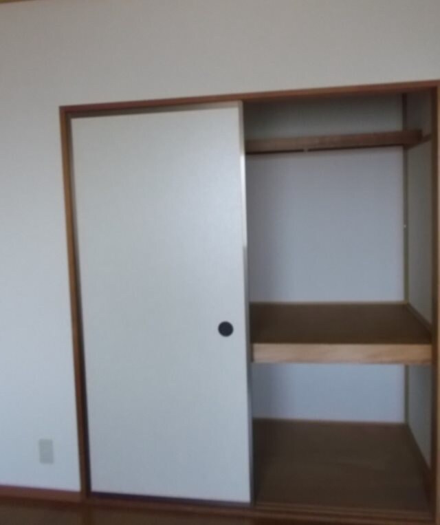  メゾンラシュレ　Ｂ