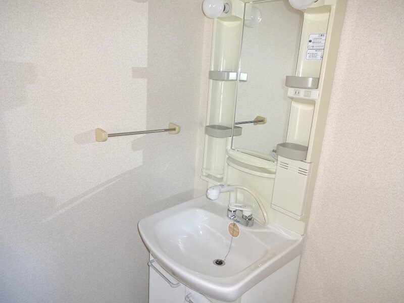  エクセレントガーデンARUGA B