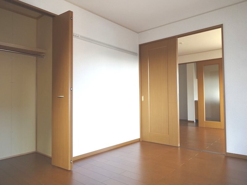  エクセレントガーデンARUGA B