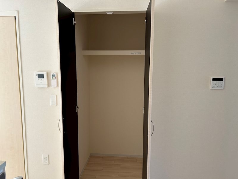  トレアティック島内