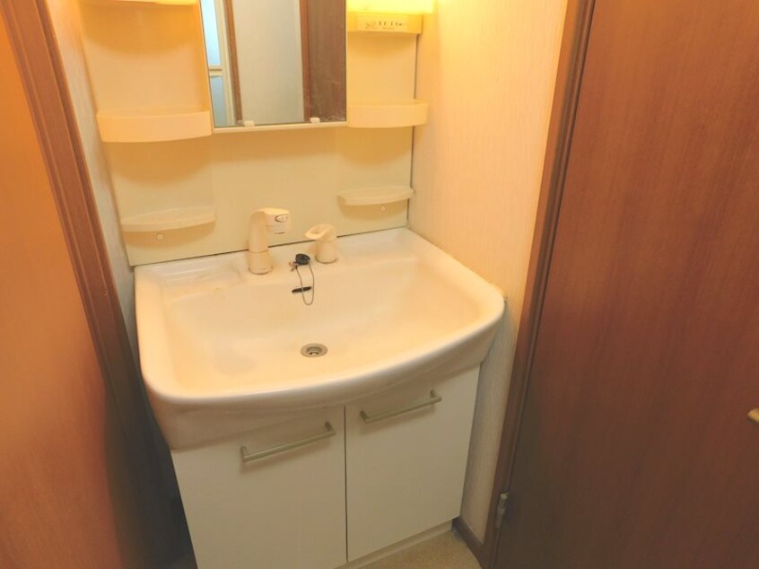  リヴェール美里