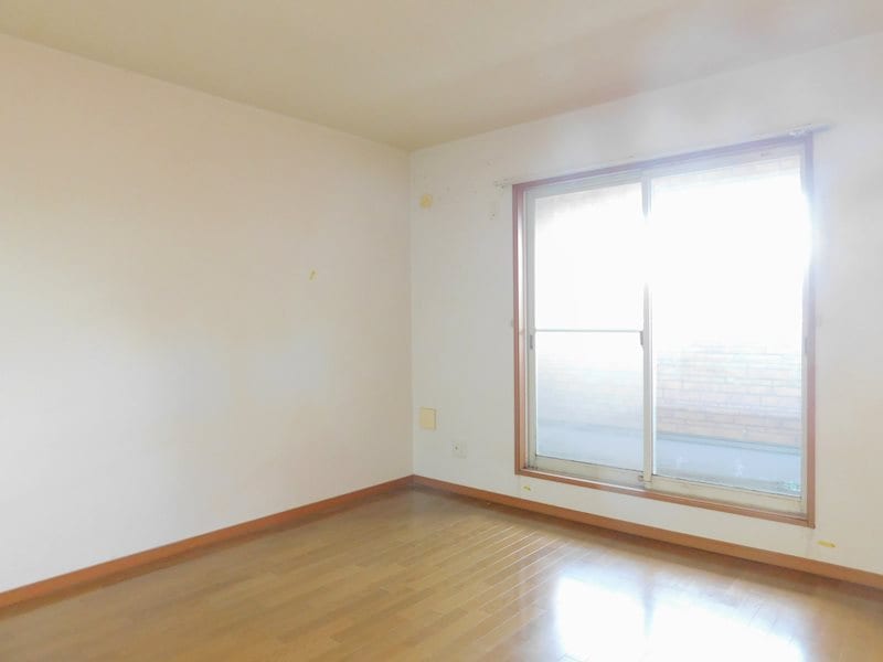  リヴェール美里