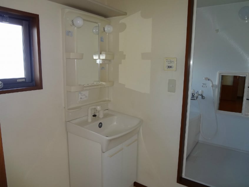  エスポワール古城Ｂ