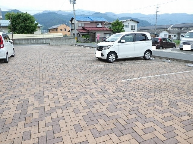  ラ・セゾン高見澤