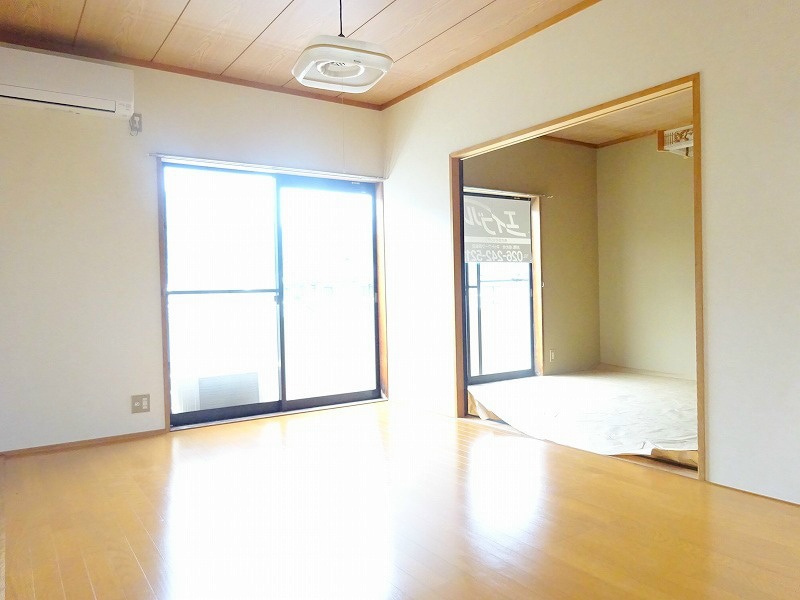  グリンビュー日滝A棟