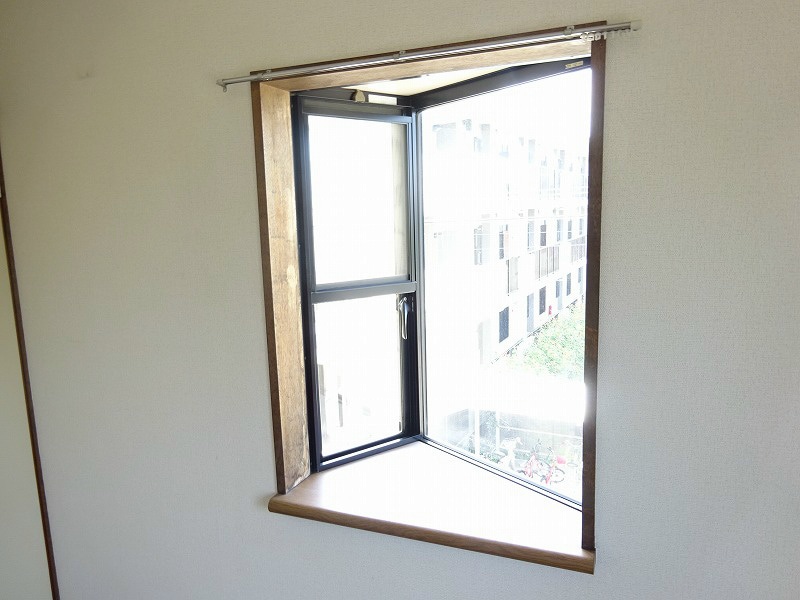  グリンビュー日滝A棟