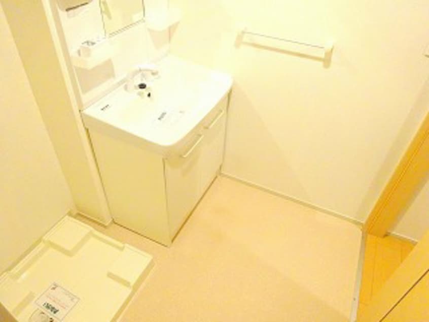 写真は101号室です（参考） バレンシア