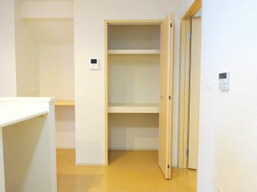 写真は101号室です（参考） バレンシア