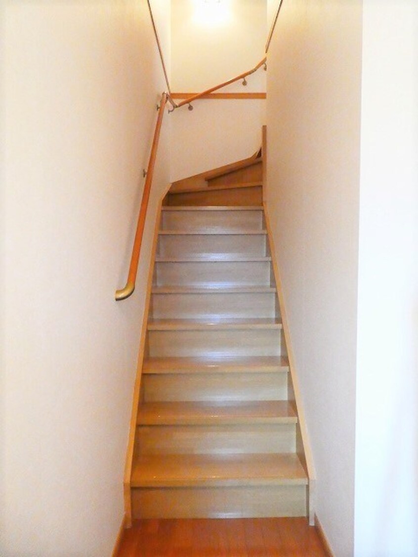 画像は203号室です（参考） サラミタージュ