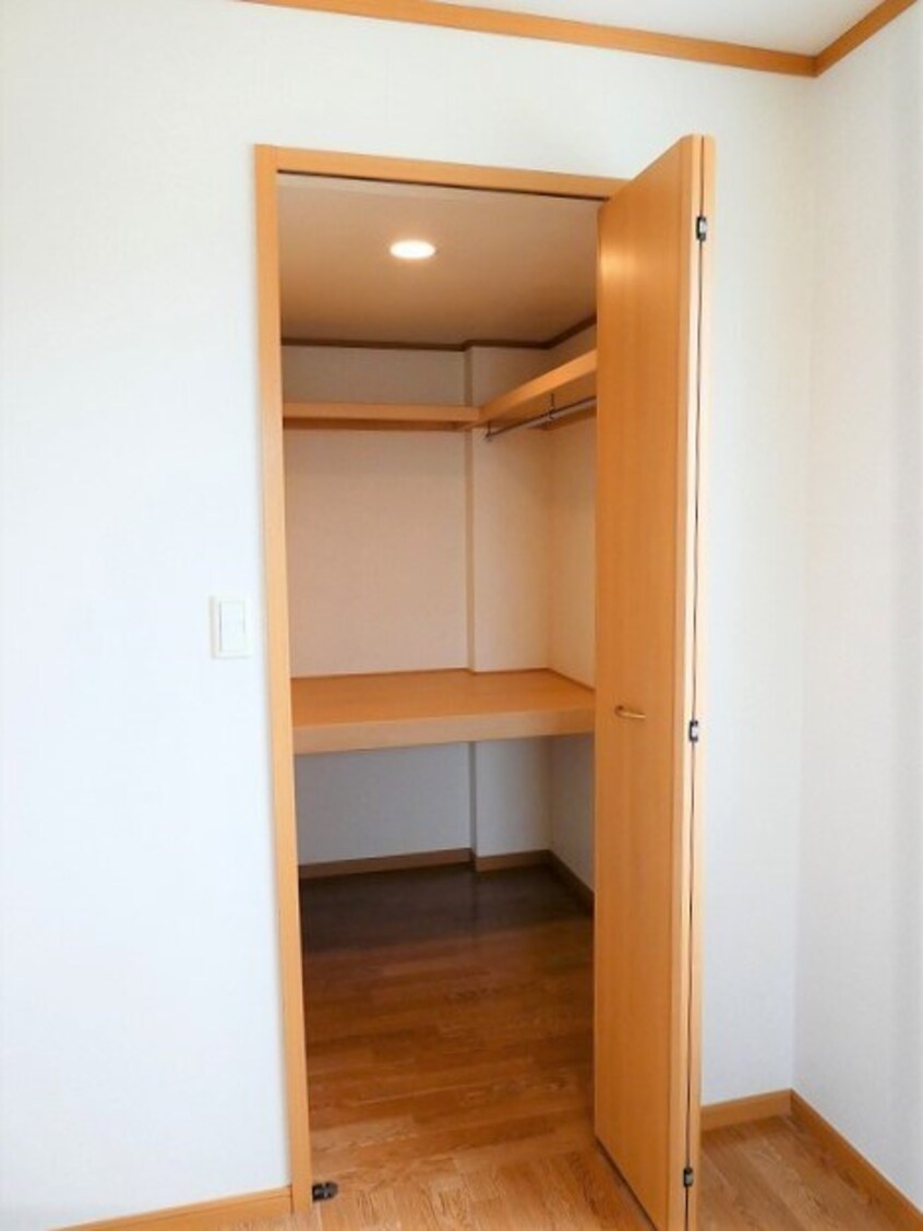 画像は203号室です（参考） サラミタージュ