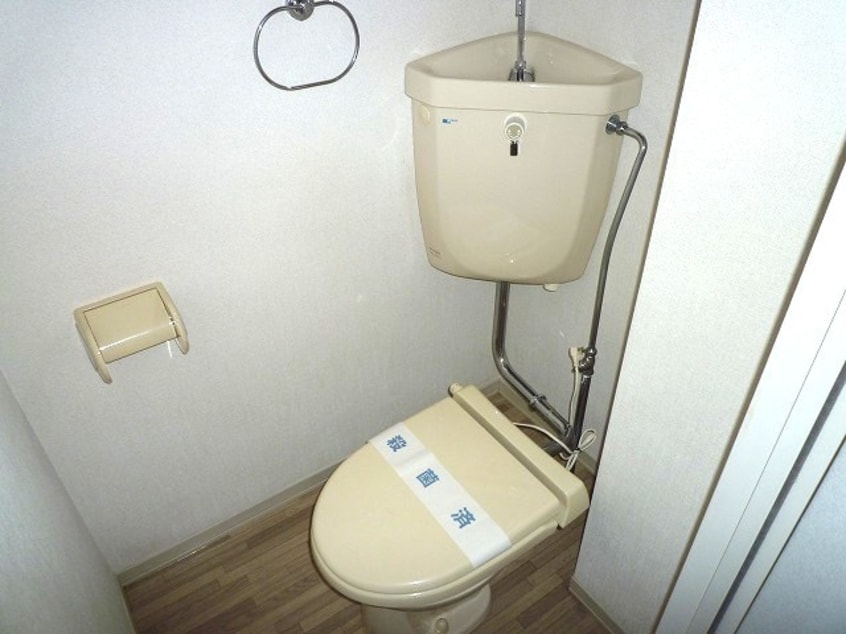 写真は別部屋です（参考） ヴィンティジ八幡Ｂ棟