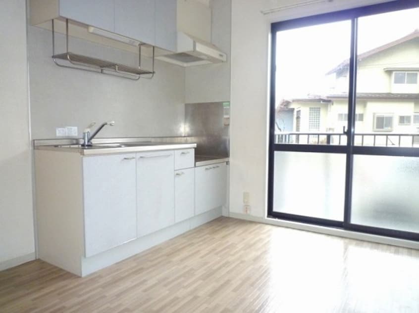 写真は別部屋です（参考） ヴィンティジ八幡Ｂ棟