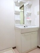 写真は105号室（参考） グランピア西条