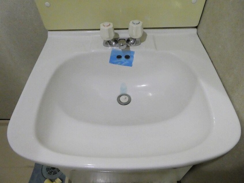 写真は207号室です。（参考） カメリアガーデン