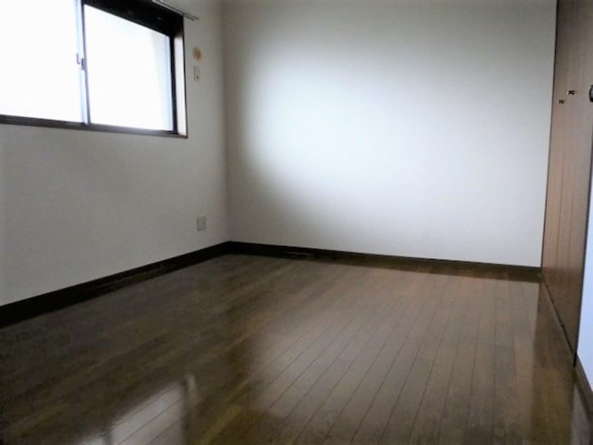 写真は207号室です。（参考） カメリアガーデン