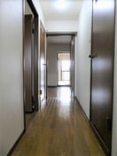 写真は207号室です。（参考） カメリアガーデン