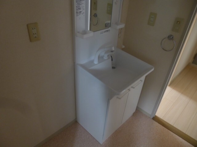 写真は101号室です（参考） ホワイトディアス松川B棟