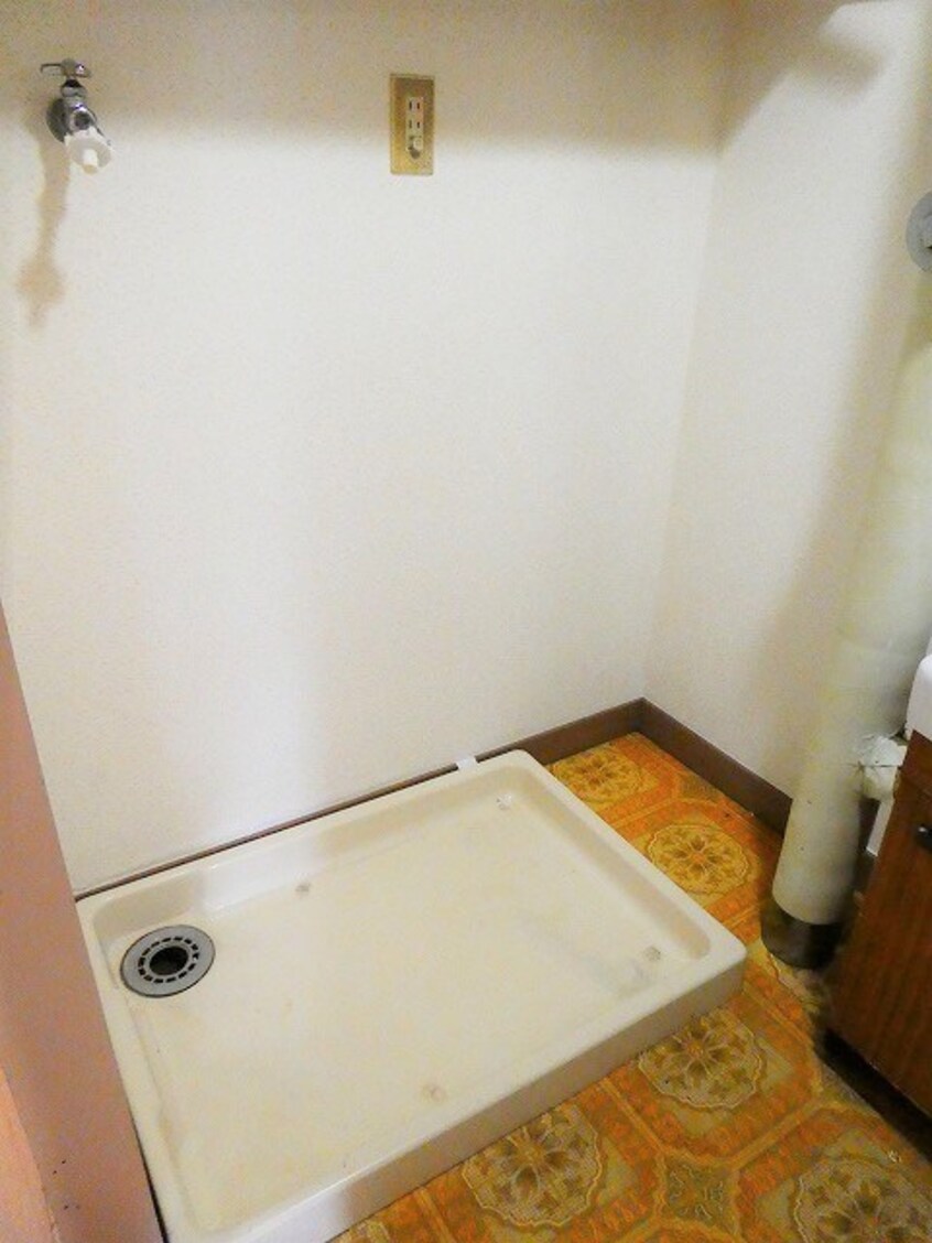 洗濯機置き場　写真は306号室（参考） コーポヤマハネ