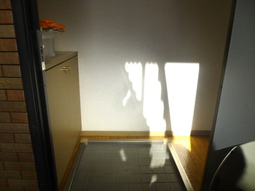 写真は別部屋です。（参考） サンガーデン中野IID