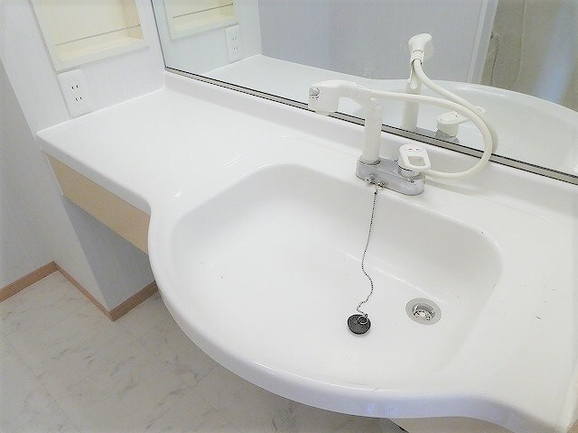 写真は105号室です（参考） パークヒルズＢ