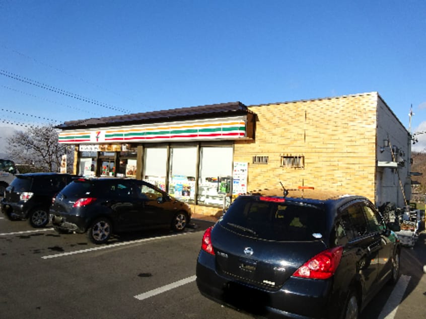 ｾﾌﾞﾝｲﾚﾌﾞﾝ 小布施雁田店(コンビニ)まで472m フォーレスパルＫ　Ｃ