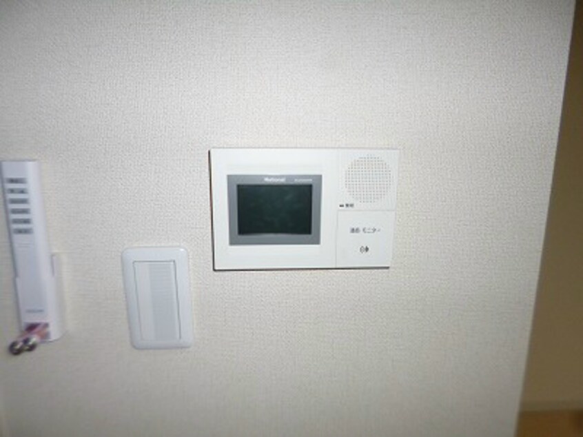 写真は101号室です（参考） エミネントおぶせＢ棟