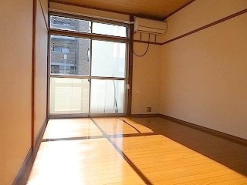 写真は1-E号室です（参考） 山岸アパート