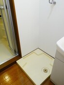 洗濯機置き場 アクア