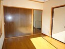 写真は201号室です（参考） コーポラスサカイ