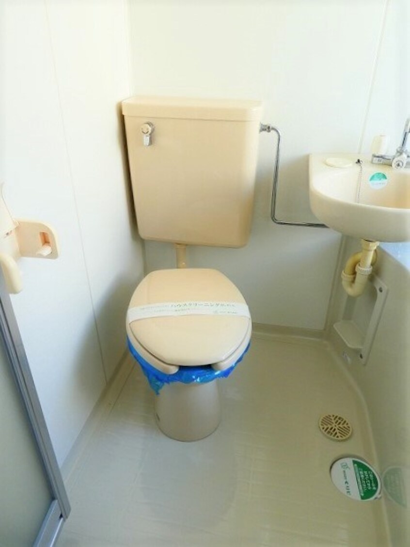 浴室と同室　写真は11号室（参考） 三楽荘