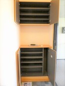  ファミーユいずもＤ棟