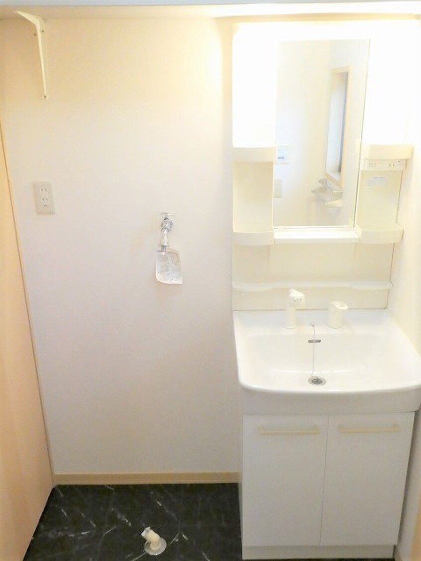  ファミーユいずもＤ棟