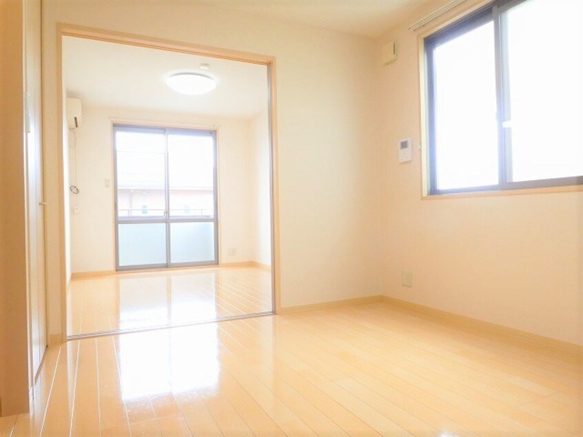  ファミーユいずもＤ棟