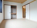 写真は103号室です。（参考） ハイカムール小布施Ａ棟