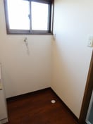 洗濯機置き場　　写真は別棟（参考） かねつタウン1-27