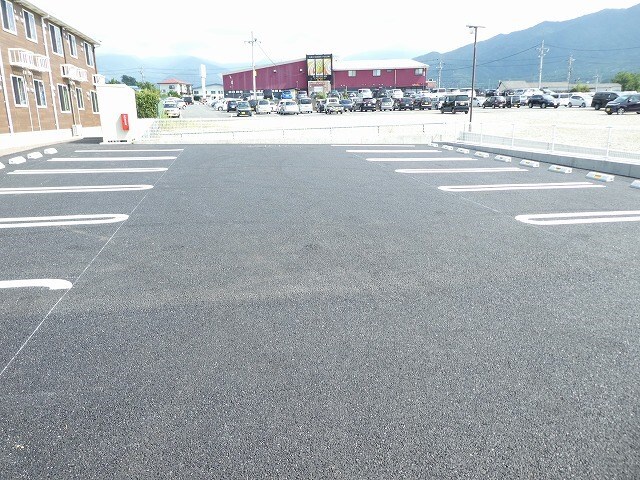  ヒルズポローニアB棟