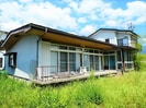 新井貸住宅の外観