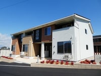 ラ・ルーチェ・スクエア