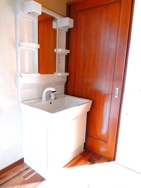 写真は201号室です（参考） グランドシティ南横町