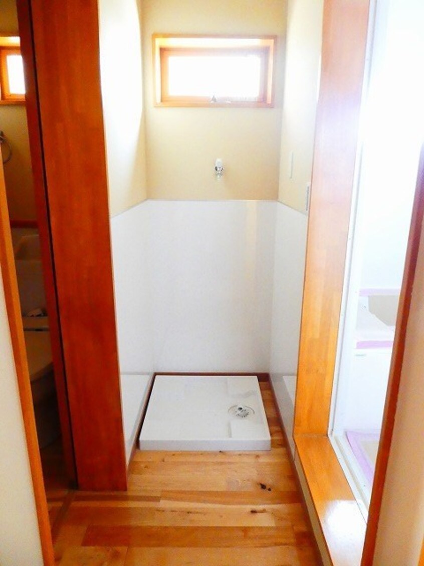 写真は201号室です（参考） グランドシティ南横町