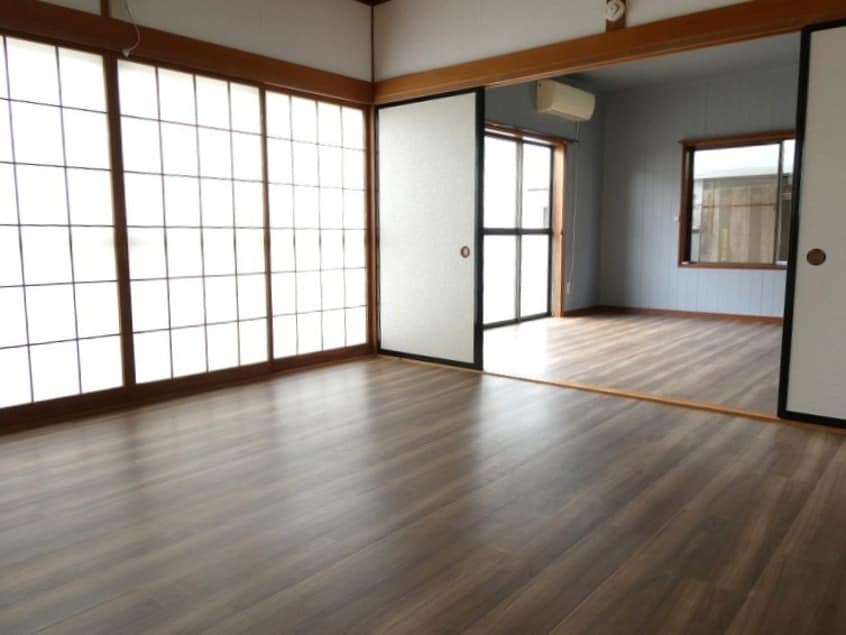 写真は102号室です（参考） ホワイトビラI