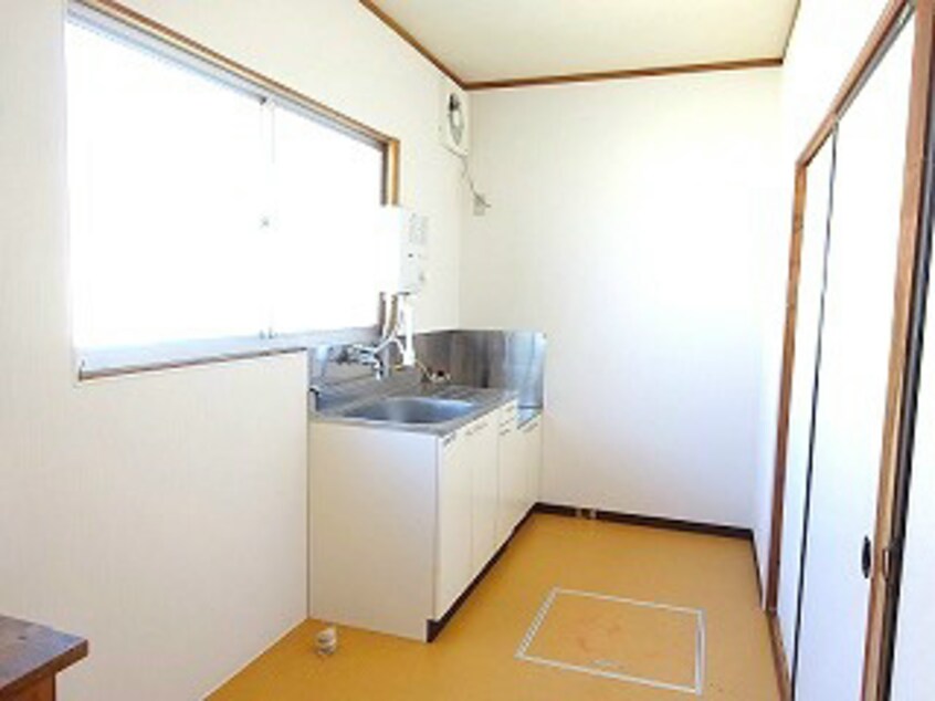 写真は別部屋 サカイアパート1