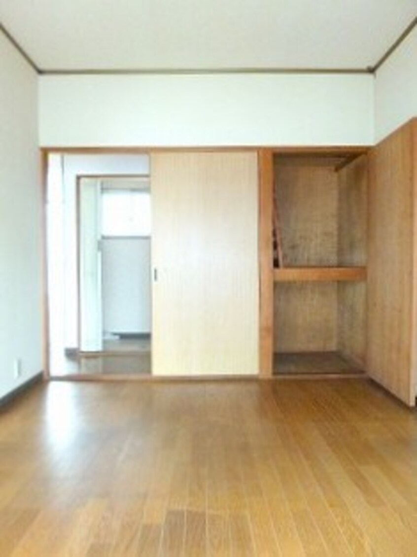 写真は別部屋です（参考） グリーンハイム土屋